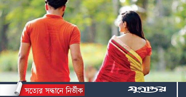 সঙ্গীর ব্যক্তিত্ব জানিয়ে দেবে হাত ধরার ভঙ্গি