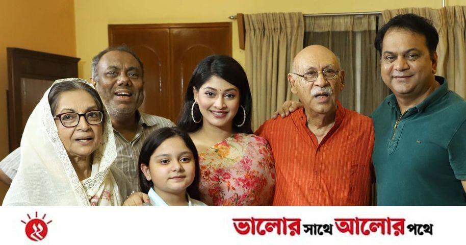 হানিফ সংকেতের এবারের ঈদের নাটক ‘যুগের হুজুগে’ | প্রথম আলো