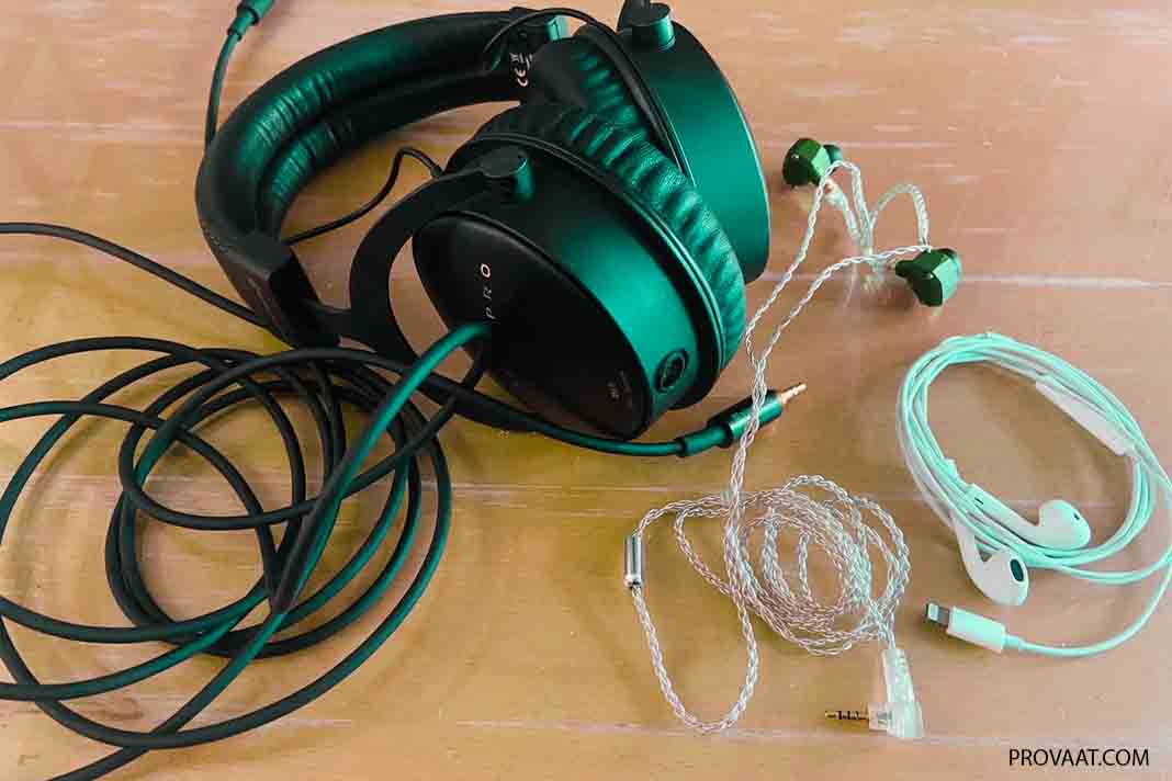 How Do I Deal With Long Headphone Cables? Best Tips In 2022 - Provaat