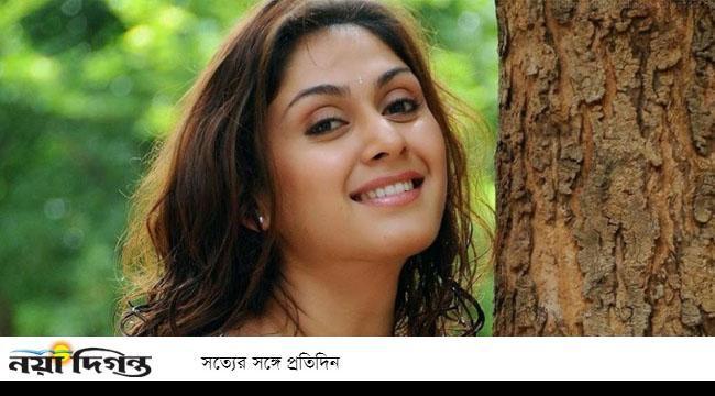 মেকআপ ছাড়াই সুন্দর হয়ে ওঠার ১০ টিপস