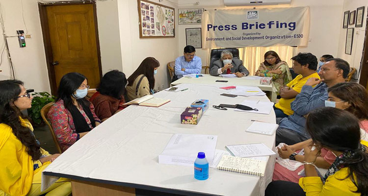 প্লাস্টিক ব্যাগের উপর প্রস্তাবিত সম্পূরক শুল্ক প্রত্যাহার পুনর্বিবেচনায় অর্থ মন্ত্রণালয়ে এসডোর আবেদন! | বাঙলা প্রতিদিন ২৪.কম