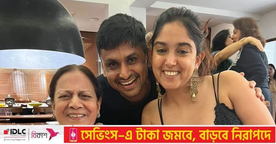 প্রেমিককে নিয়ে দাদির সঙ্গে ছবি দিয়ে বিয়ের বার্তা দিলেন আমির খানের মেয়ে? | প্রথম আলো