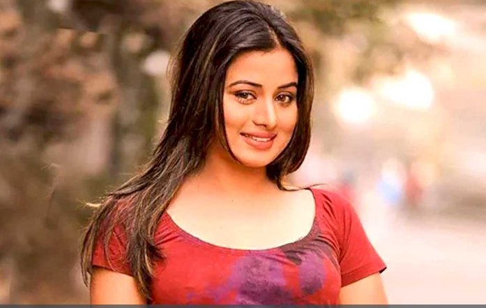 এফডিসিতে গেলে মেরে লাশ গুমের হুমকি, থানায় নায়িকা | বাঙলা প্রতিদিন ২৪.কম