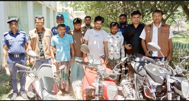 এজেন্ট ব্যাংককিংয়ের ১৯ লাখ টাকা ছিনতাই : ৩৩দিন পর ৪লাখ ৫৪ হাজার ৫শত টাকাসহ গ্রেফতার-৪ | বাঙলা প্রতিদিন ২৪.কম