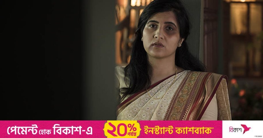 চোখের নিচে কালচে ছাপ দূর করবেন যেভাবে 