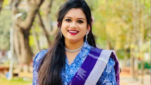 ছাত্রীর পা টেনে ছিঁড়ে ফেলার হুমকি ইডেন কলেজ ছাত্রলীগ সভাপতির, অডিও ভাইরাল