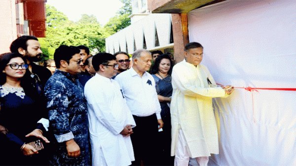 বঙ্গবন্ধু যেমন গণমাধ্যমকে ভালোবেসেছেন, গণমাধ্যমও ভালোবেসেছে : তথ্যমন্ত্রী
