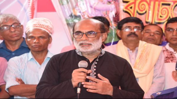 শেখ হাসিনা সব ধর্মাবলম্বীদের নিরাপদ আশ্রয় : শ ম রেজাউল করিম