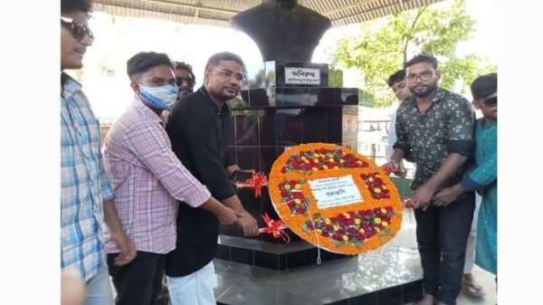 বঙ্গবন্ধুর মুরালে গাইবান্ধা-৫ আসনে মনোনয়ন প্রত্যাশী আল মামুনের শ্রদ্ধা