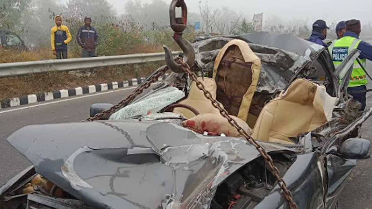 ঘন কুয়াশায় সড়ক দুর্ঘটনায় মা-মেয়েসহ নিহত ৩ - Nobokontho24