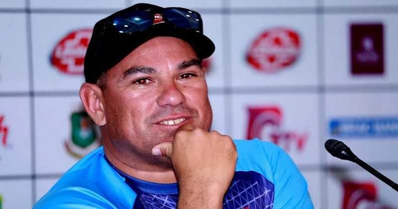 অবশেষে পদত্যাগ করলেন রাসেল ডমিঙ্গো - Nobokontho24