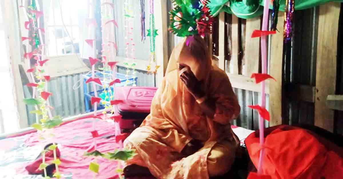 বরিশালে বাসর ঘরে বউ রেখে পালালেন বর - Nobokontho24