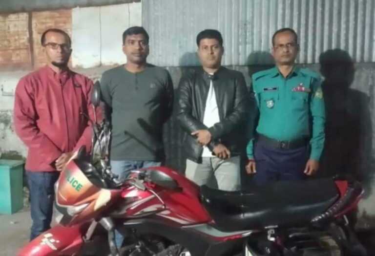 বরিশালে চুরি হওয়া মোটরসাইকেল ২০ মিনিটের মধ্যে উদ্বার - Nobokontho24
