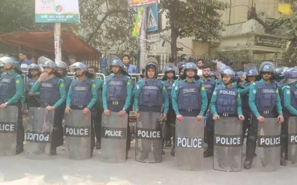 বিএনপির গণঅবস্থান কর্মসূচি নিয়ে সতর্ক পুলিশ - বাঙলা প্রতিদিন ২৪.কম
