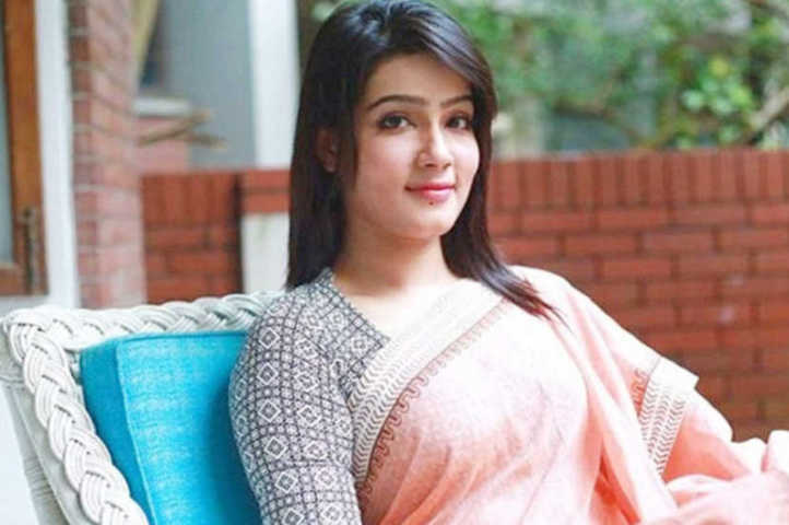 আওয়ামী লীগের মনোনয়ন পেলেন না মাহি - Nobokontho24