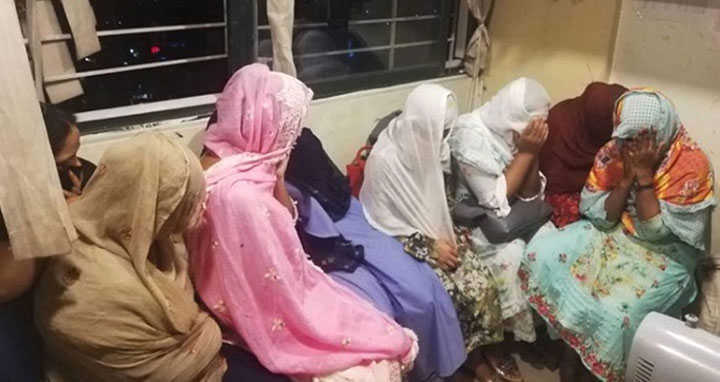 স্পা সেন্টারে অভিযান : গুলশানে ছাদ থেকে লাফিয়ে তরুণীর মৃত্যু - Nobokontho24