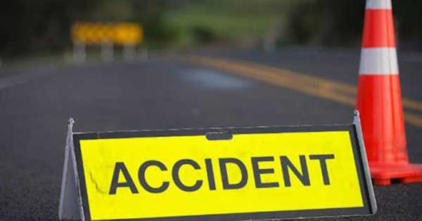 বাস-প্রাইভেটকার সংঘর্ষে নিহত ২১, আহত ১২ - Nobokontho24