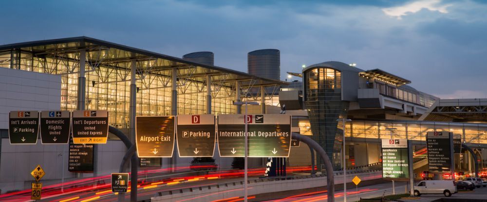 United Airlines Terminal IAH - George Bush Intercontinental Airport