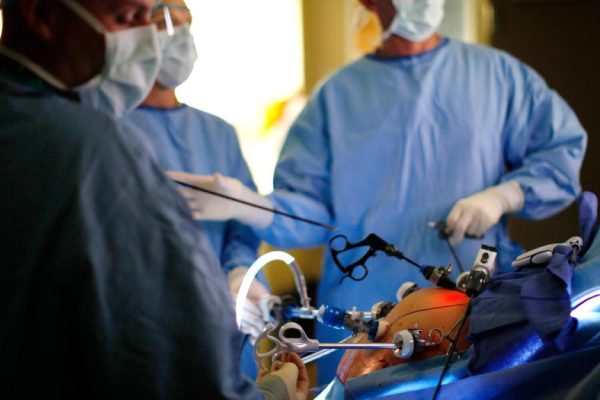 How to Identify Bariatric Surgeon for Your Treatment - Emperiortech