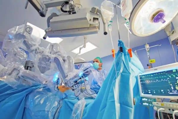 Everything Need To Know About Robotic Kidney Surgery Treatment - Insight Hubster