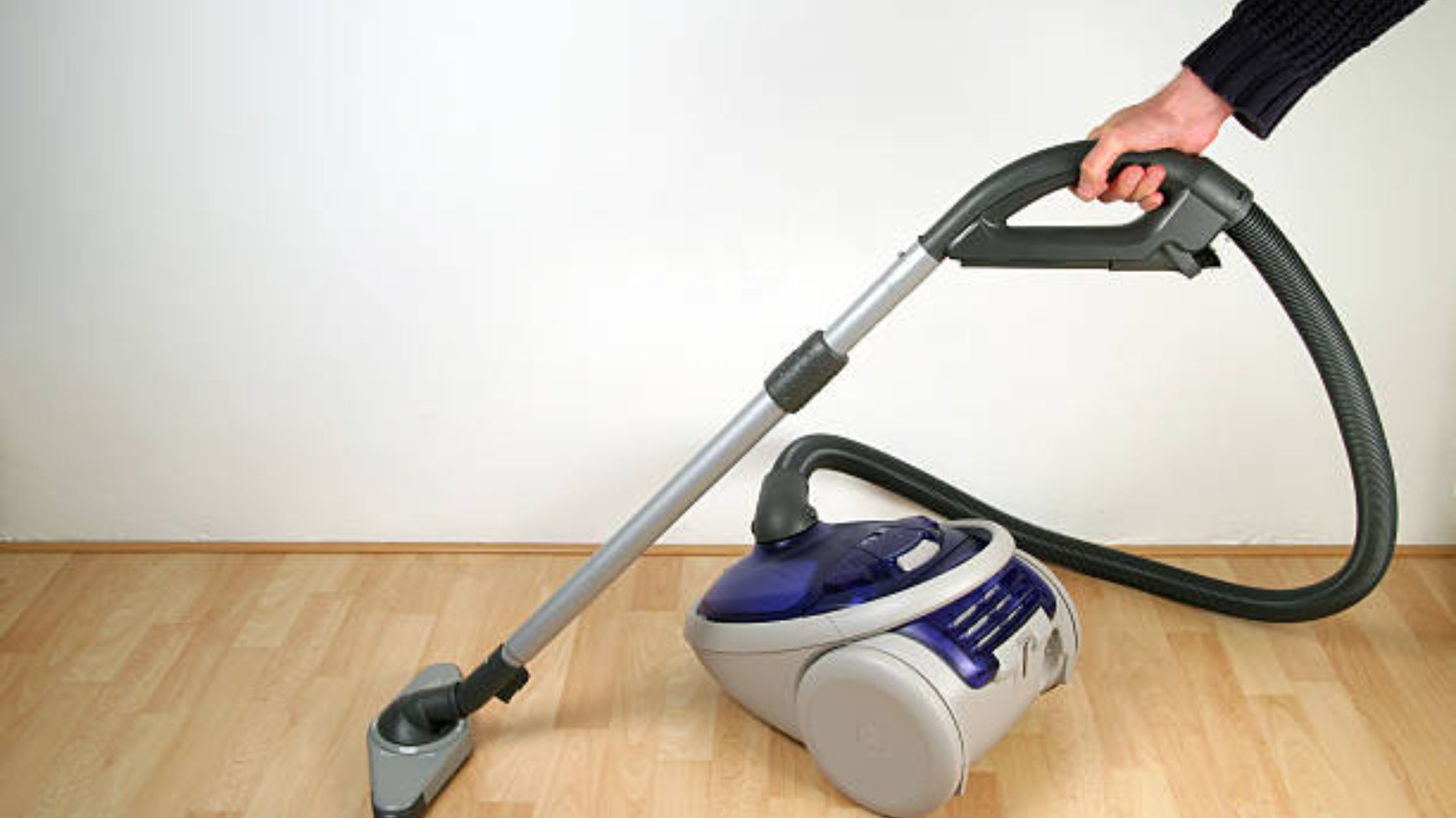 Best Budget Cordless Vacuum 2024 [Tested and Compared ] - Home an Garden