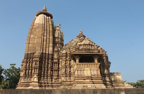 Delhi to Ujjain Cabs taxi service at ₹9000 | Solo Cabs