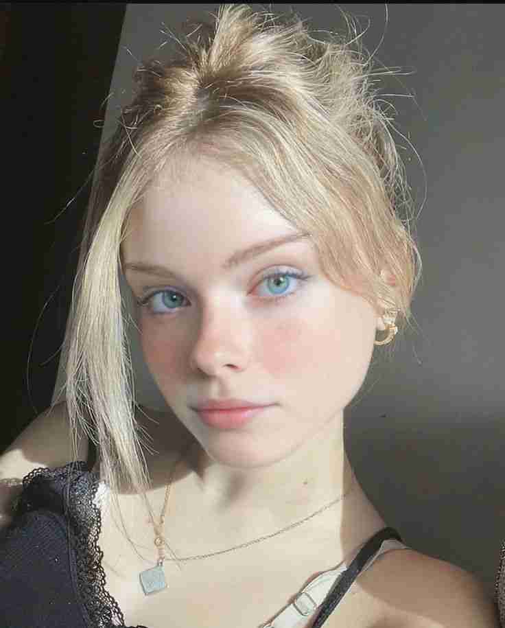 Calista Rowles INVALID_NAME