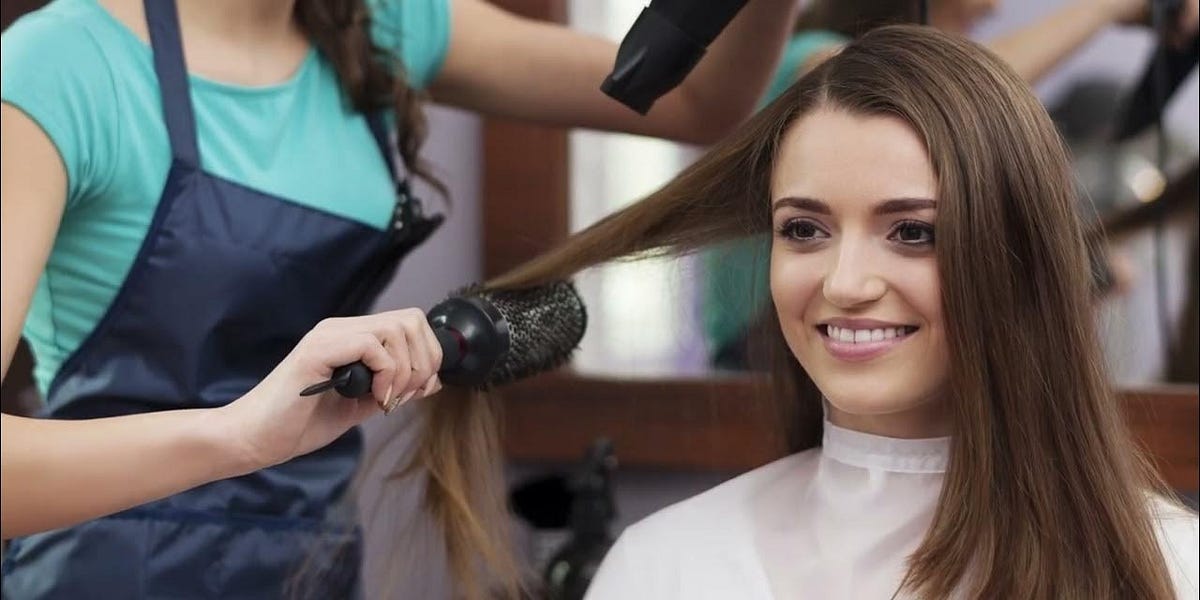 Should You Choose a Local Salon or a Luxury One?