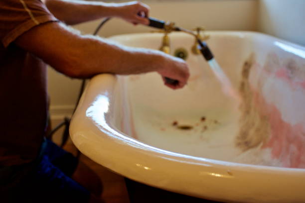 How a Bathtub Refinishing Contractor Fixes Peeling or Cracked Tubs? - Explores Everyday
