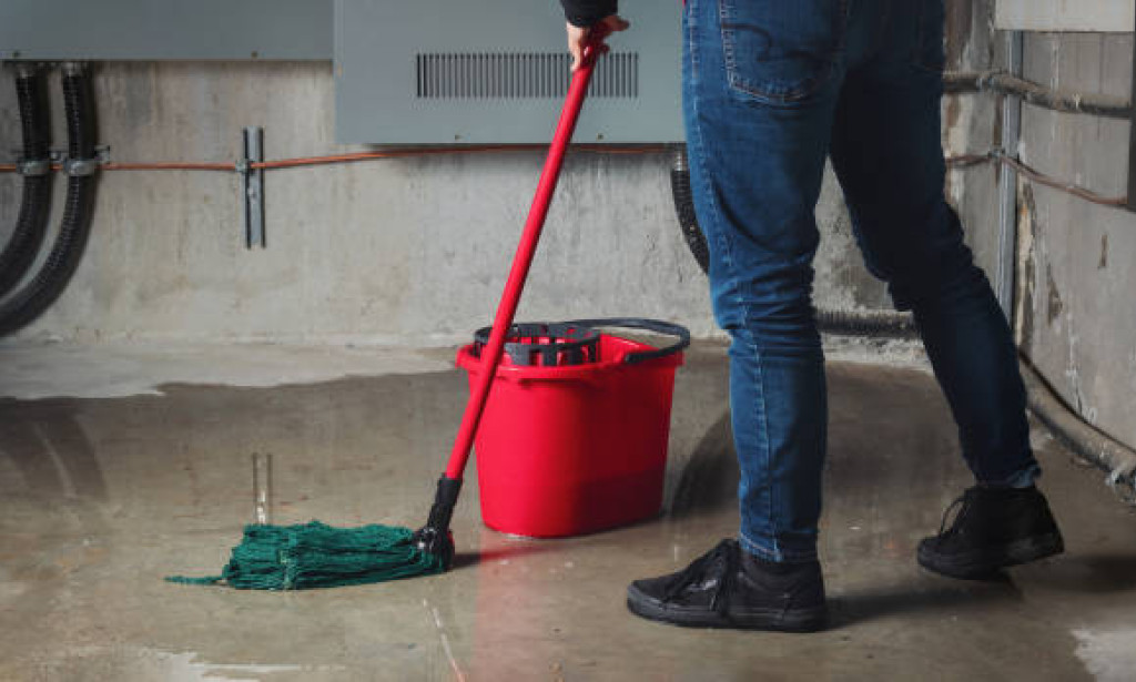 How to Prevent Secondary Issues After a Water Damage Restoration Service